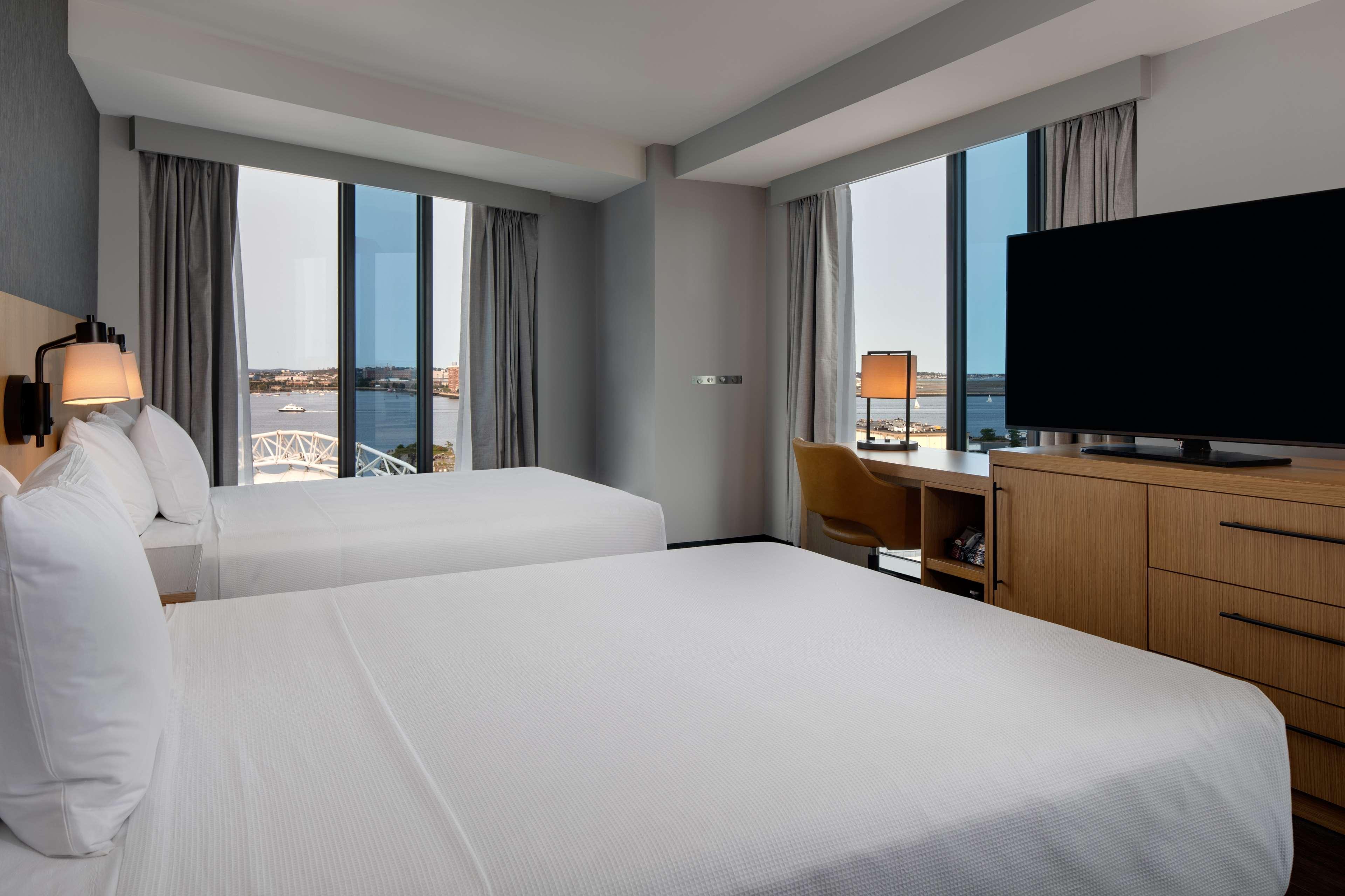 Hyatt Place Boston/Seaport District Екстериор снимка
